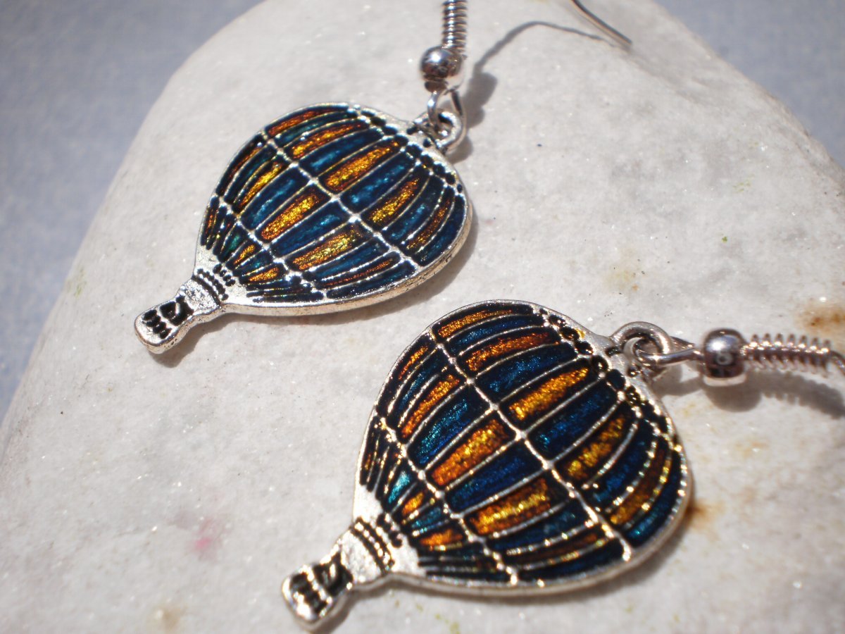 Pět neděl v balónu