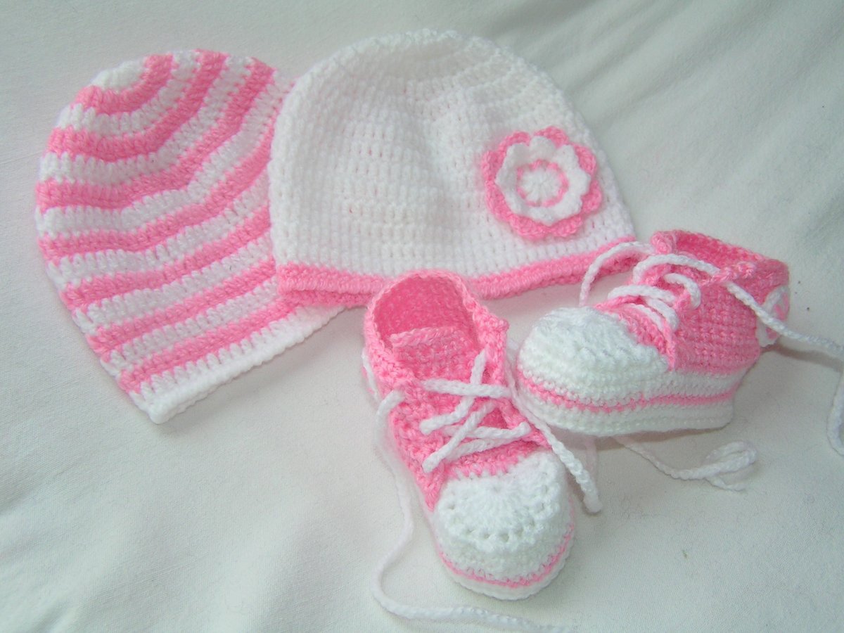 Háčkovaná mimi soupravička