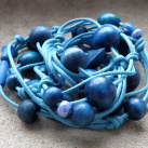 Do modra  - dlouhý náhrdelník
