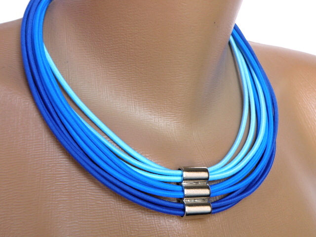 Jemnost modré-náhrdelník