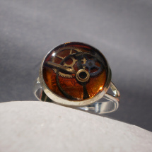 Oranžový steampunkový prsten