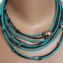 Zelená louka -náhrdelník