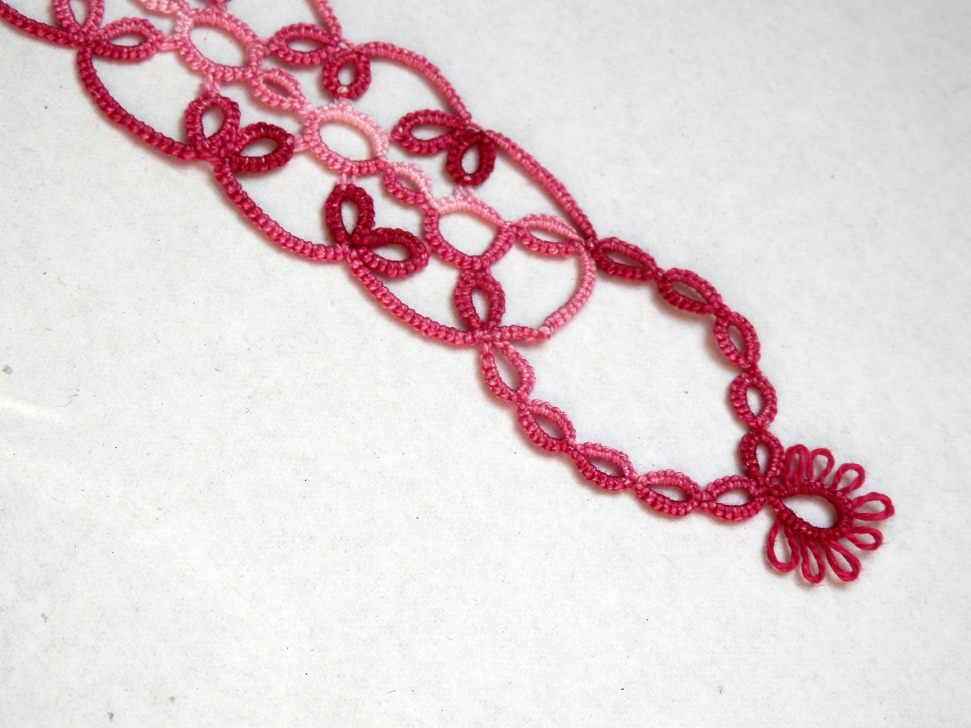 frivolitková záložka Pavlí