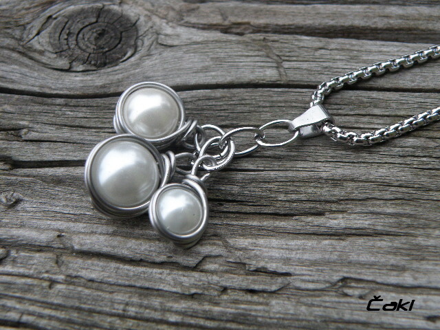 Tři perličky pro popelku