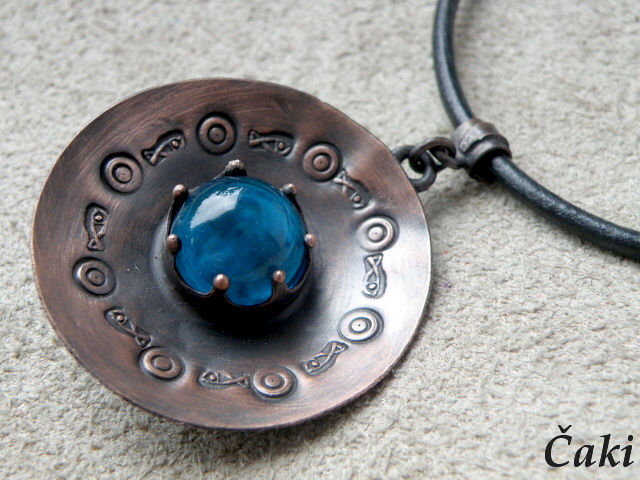 Mít svůj vesmír - přívěšek