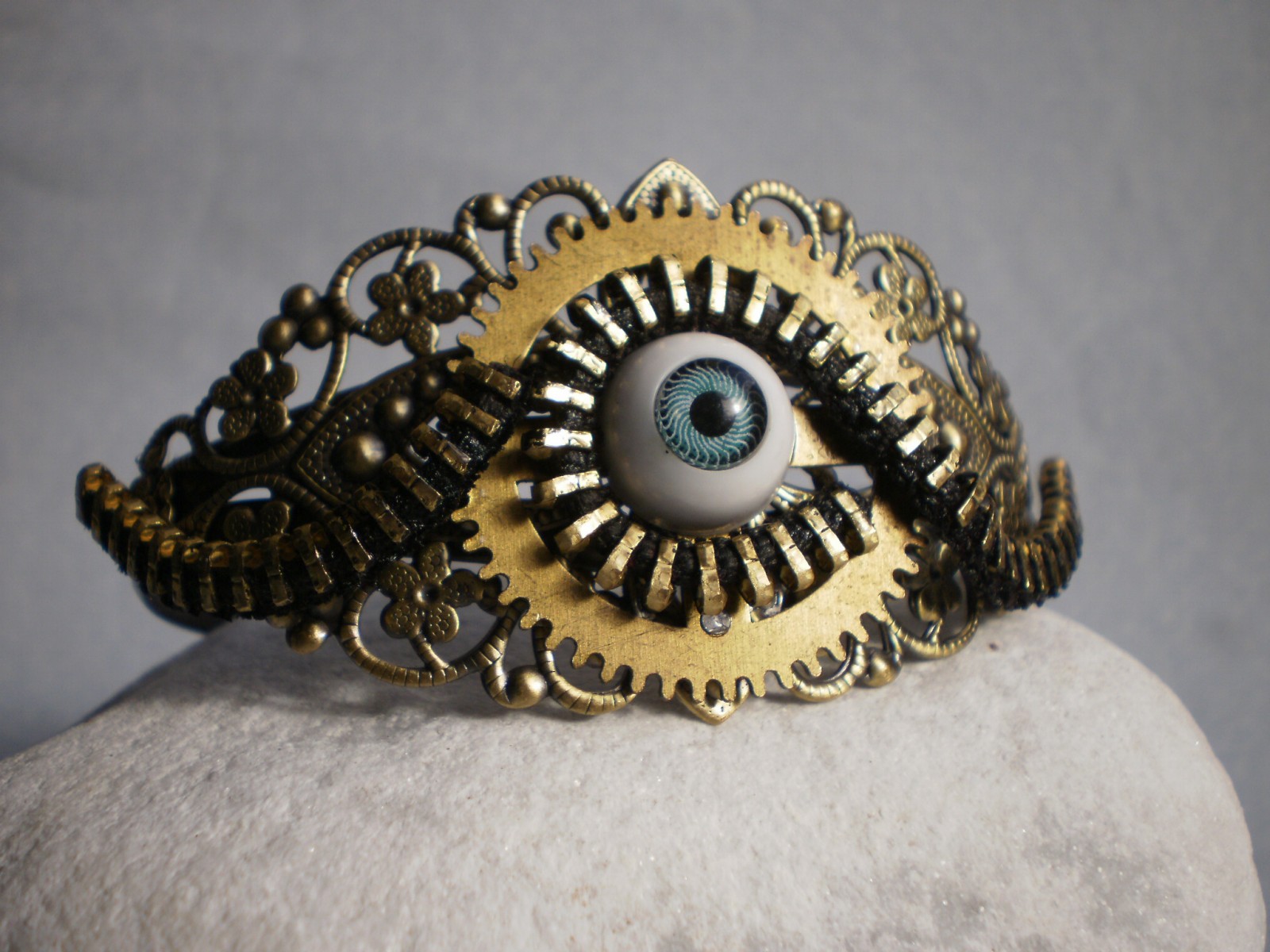 Já mám oči všude - náramek