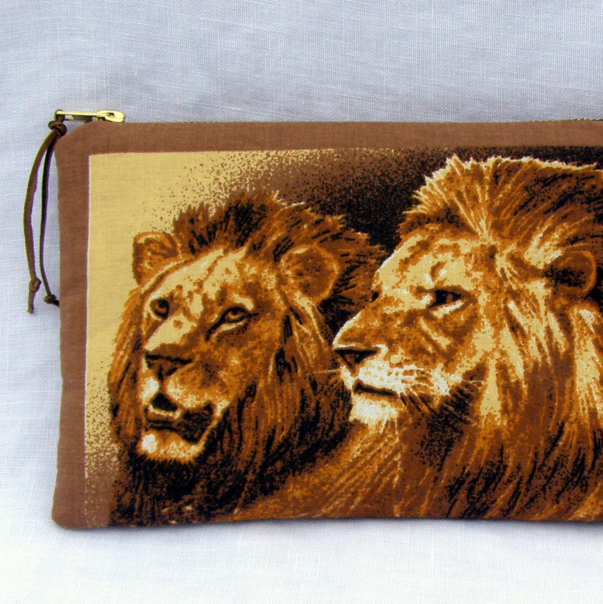 Kapsička "Lví kluci"