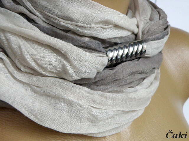 Šála s nerezovou spirálkou