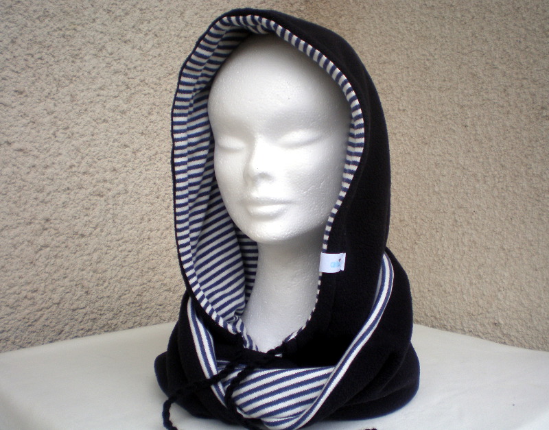 Šálák -oboustranný  nákrčník s kapucou