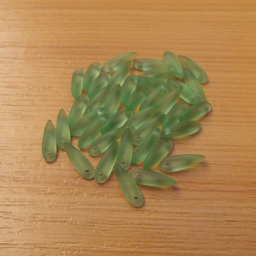 Jazýčky - zelené - frosted -3 x 11 mm