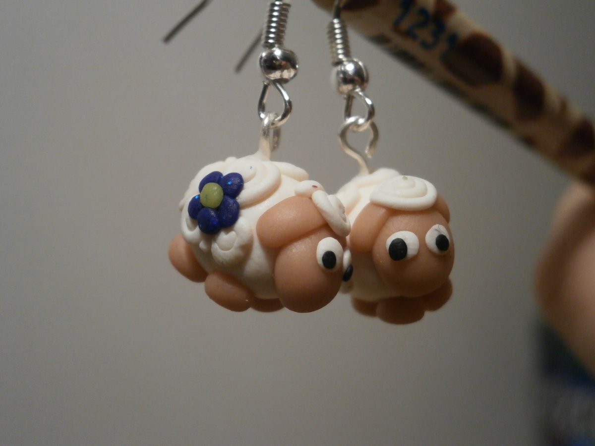 Náušnice ovečky s modrou kytičkou