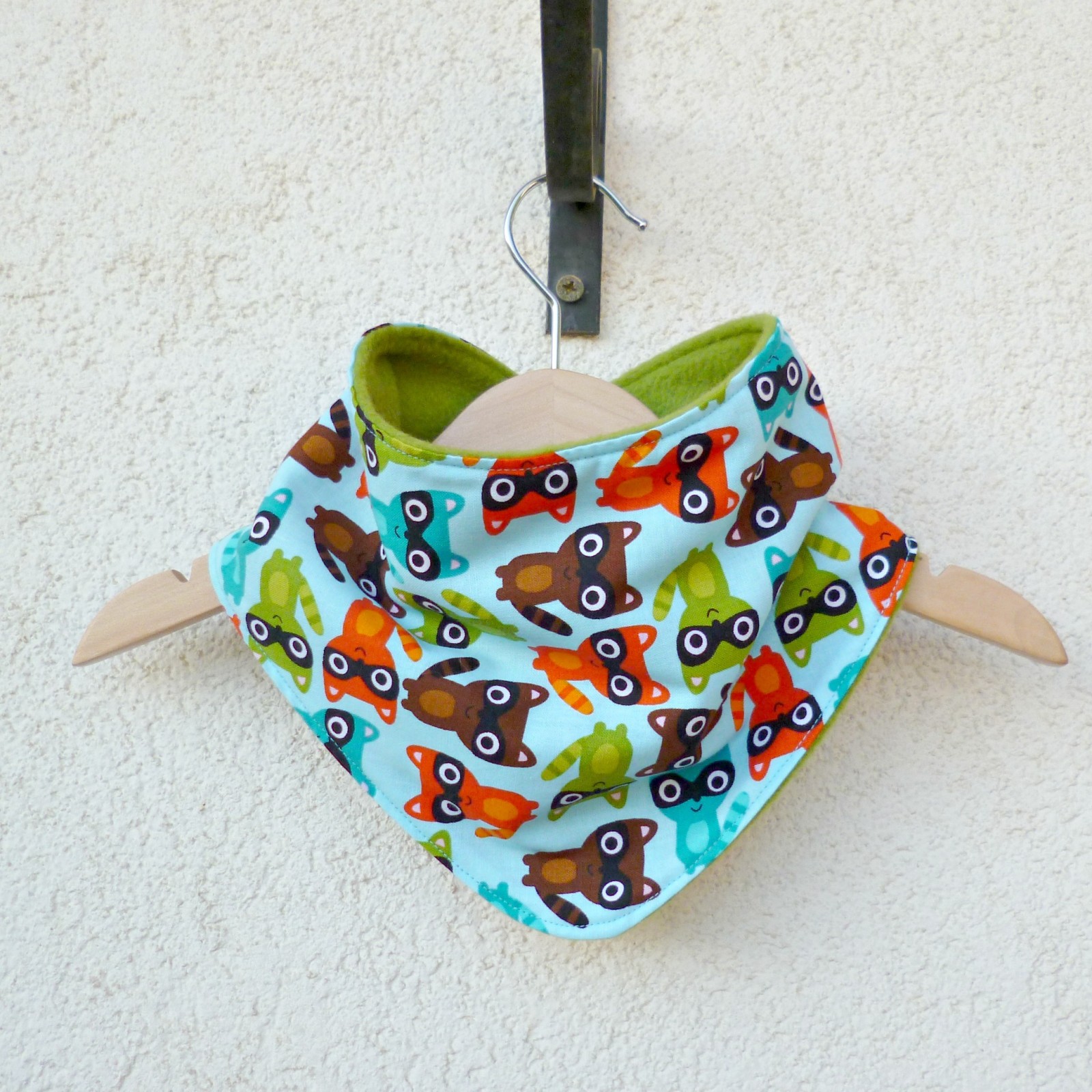 Nákrčník pandy - zelený fleece 