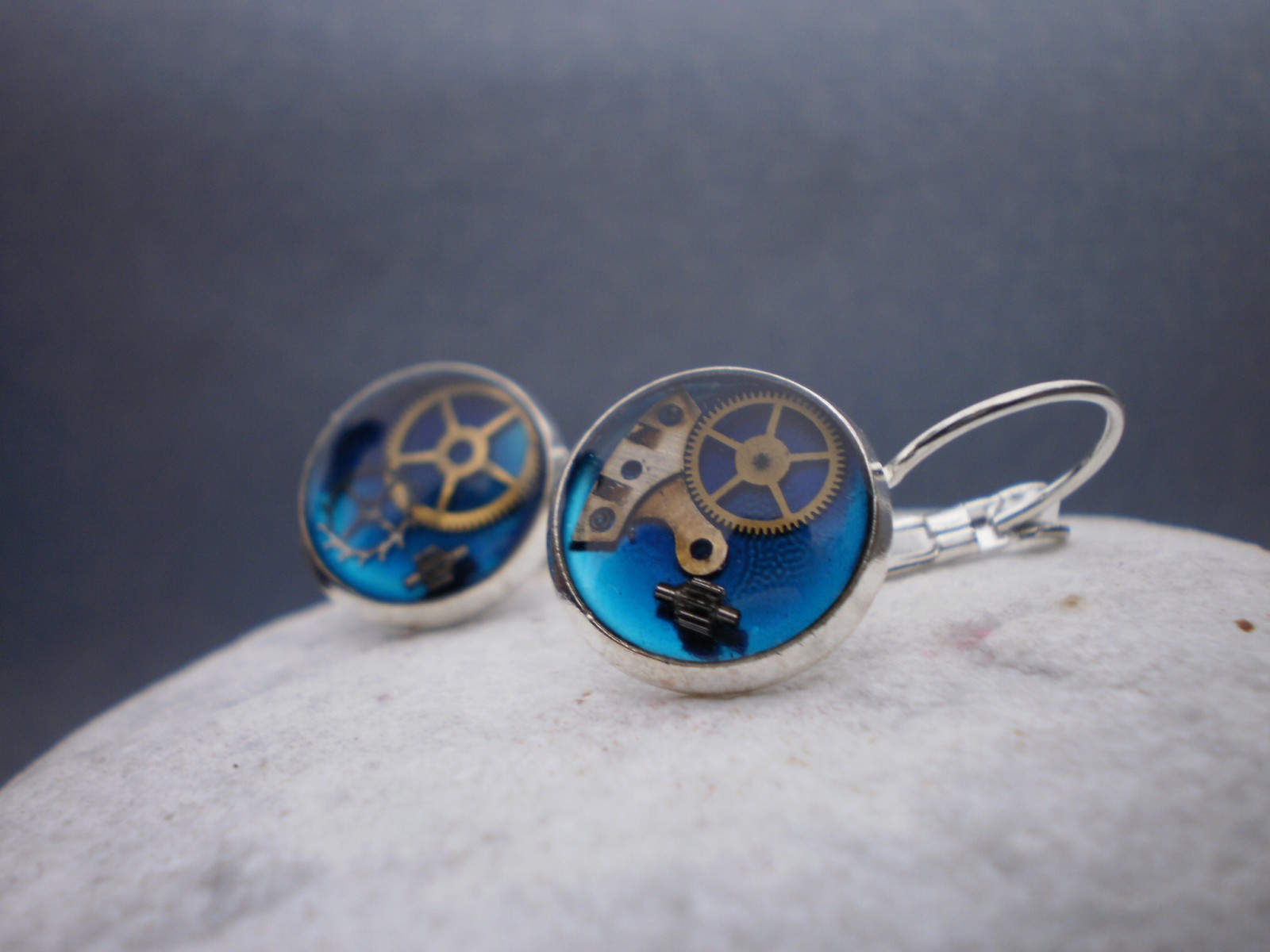 Modré steampunkové náušnice - větší