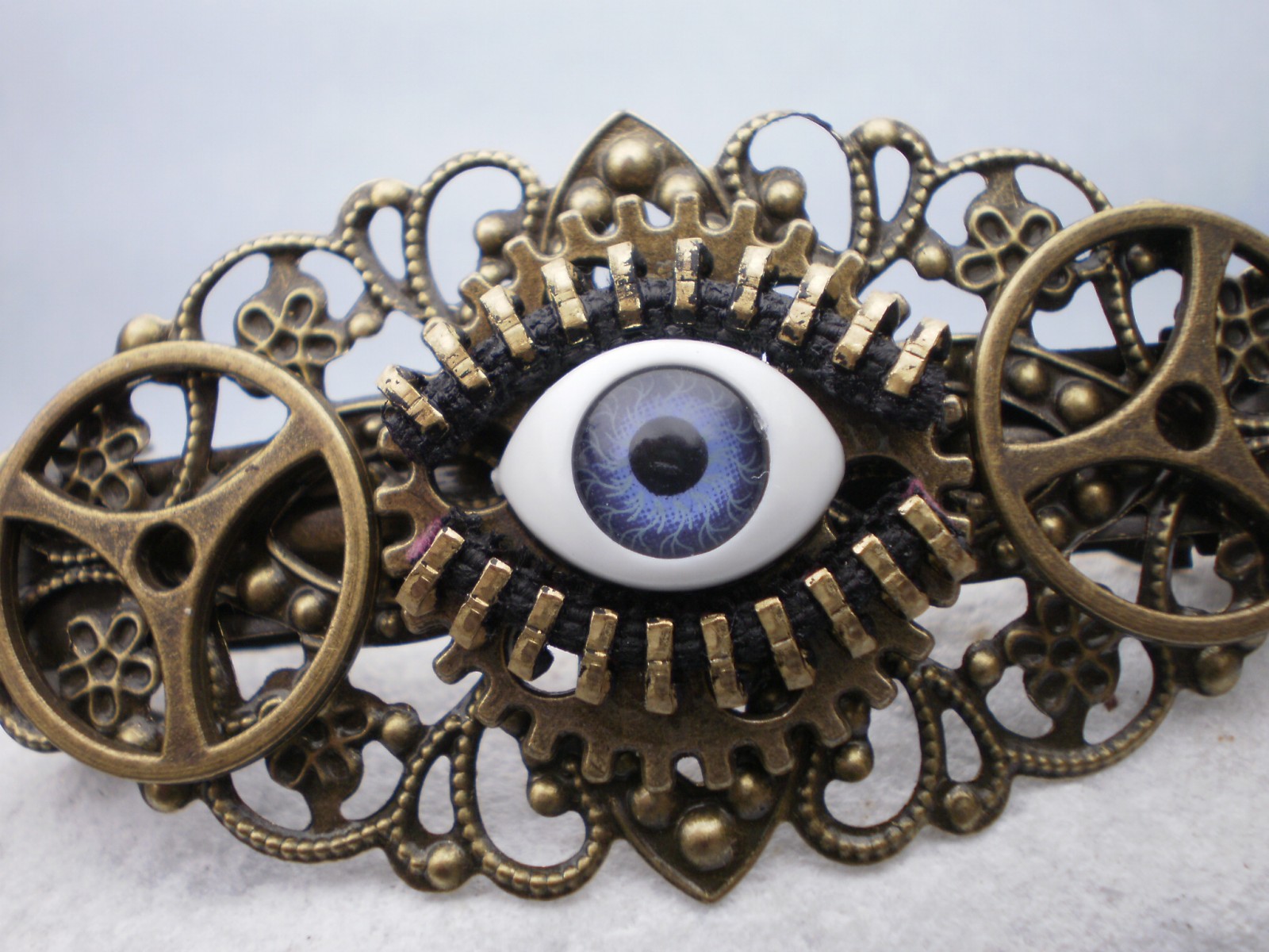 Já mám oči všude - spona do vlasů 