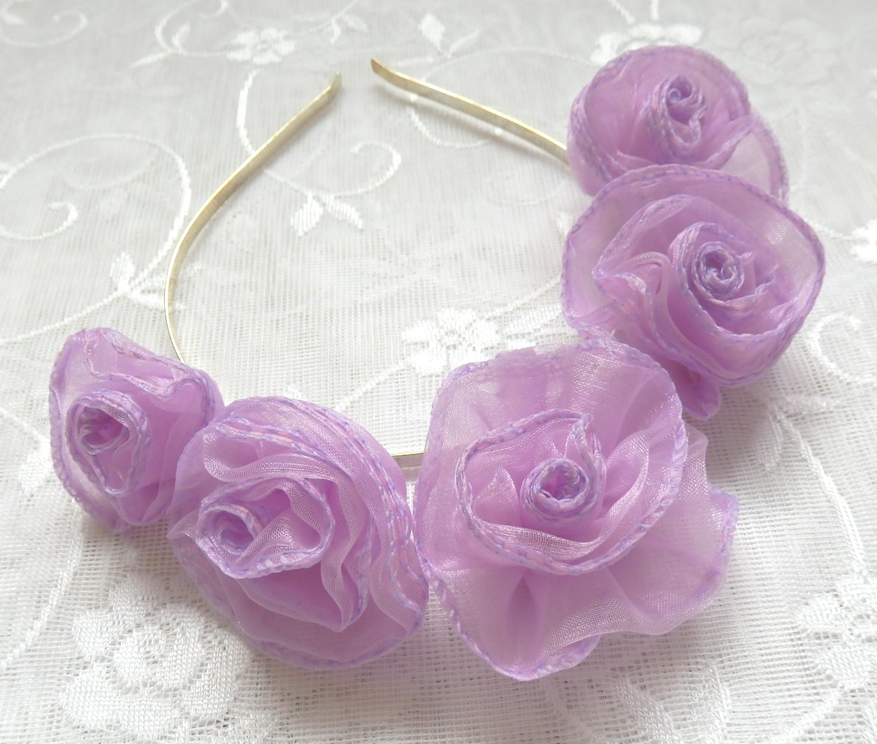 ***Fialové květy***