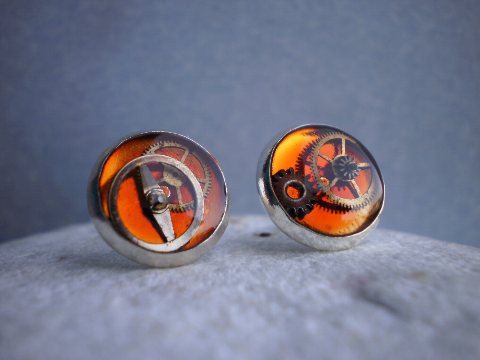 Steampunkové oranžové puzetky