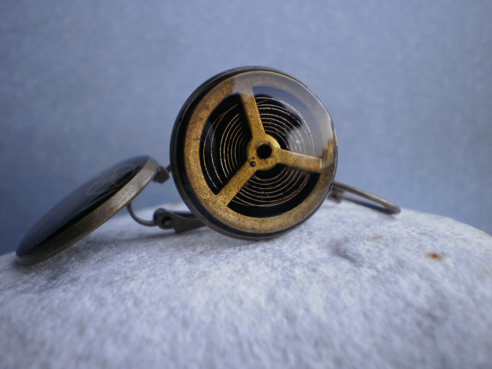 Černé steampunkové náušnice - velké