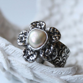 Perlový květ .. ( říční perla )