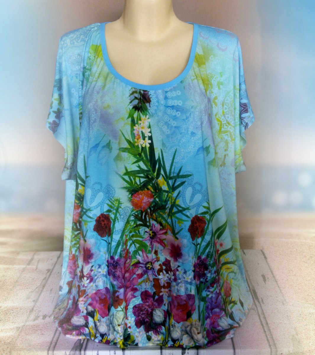 TRIČKO tyrkysové s květy 