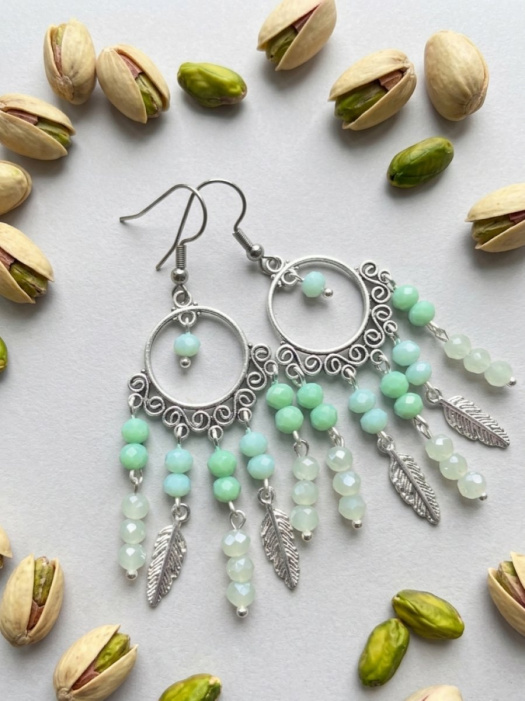 Pistáciový orient - náušnice s korálky
