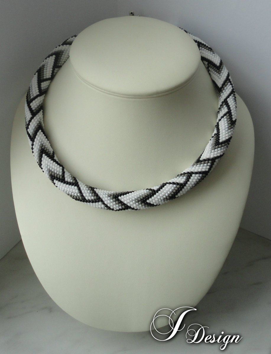 Háčkovaná dutinka