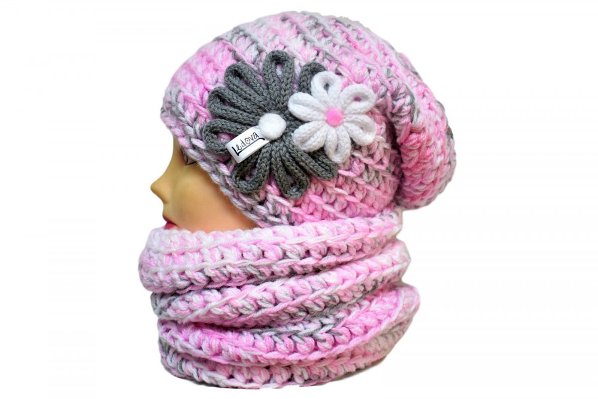 SET ČEPICE A NÁKRČNÍKU 1627