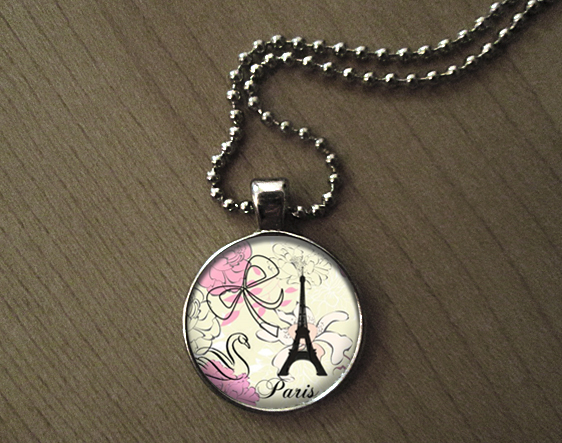 Přívěsek na krk  -  Něžná Paříž