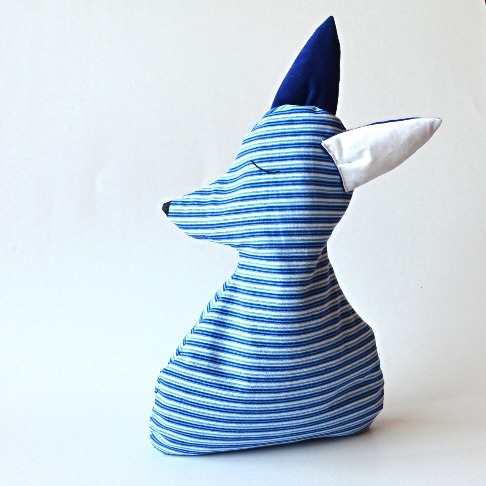 Nahřívací pes v pruhovaném