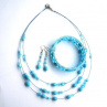 Světle modrý náhrdelník s náušnicemi