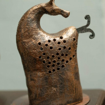 Keramika. Koník Bronz
