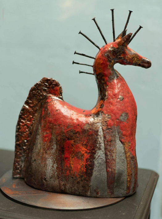 Keramika. Koník Red