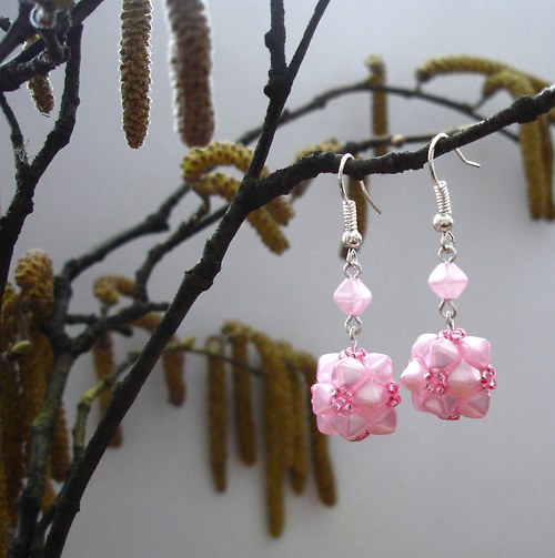 Kuličky šité růžové prodloužené