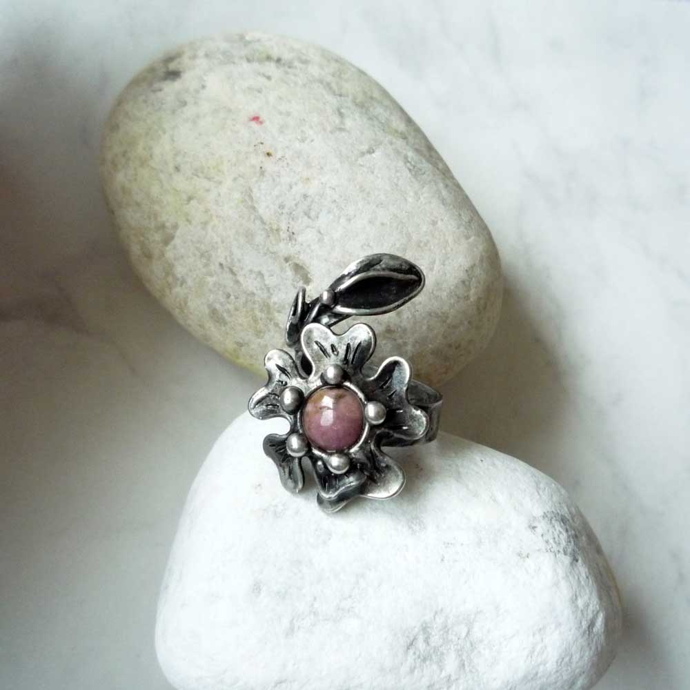 Planá růže - rodonit