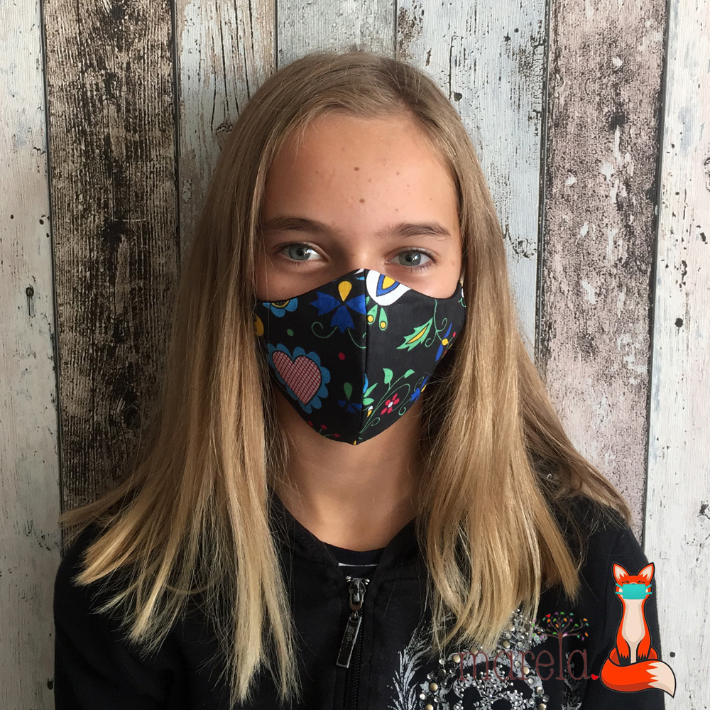 Rouška černá folklór