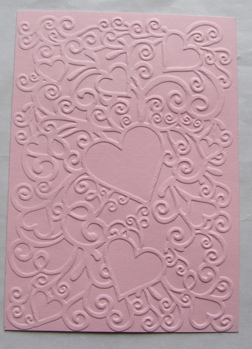Embosovaná karta  - motiv srdce - růžová