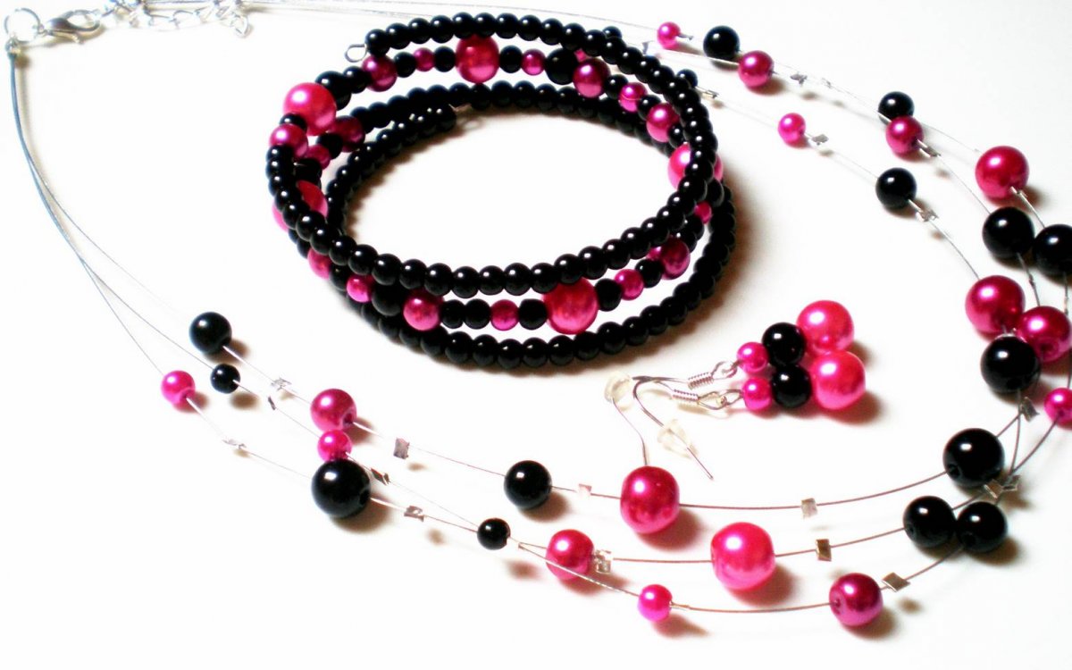 Růžovočerná sada