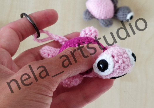 Háčkovaná želvička růžová