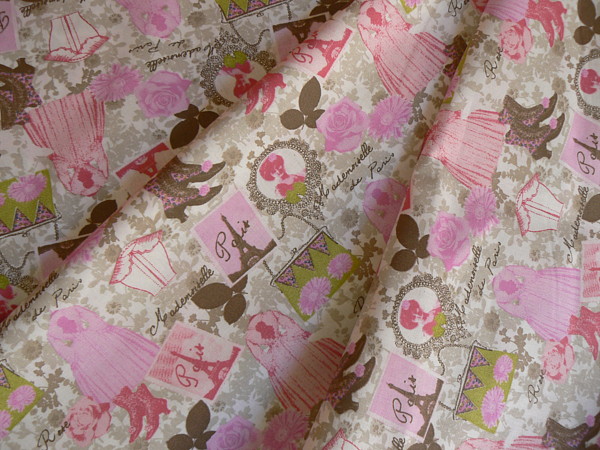 Pozdravy z Paríža v ružovom Mademoiselle