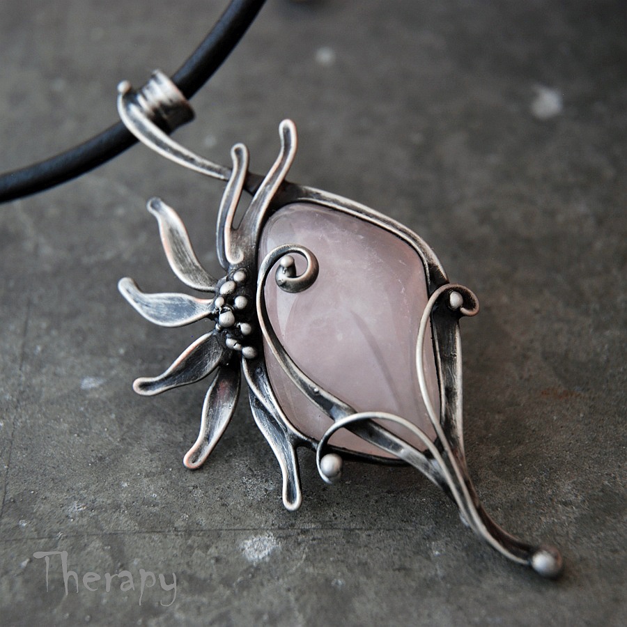 Adéla večeřela... růženín