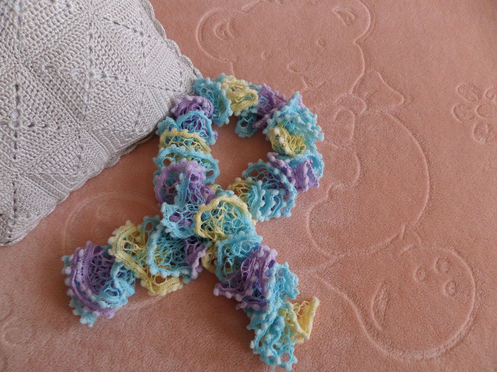 Detská volánová šála