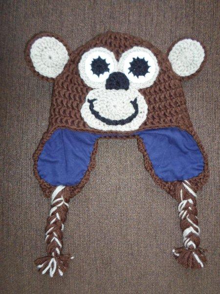 Háčkovaná čepice -opička 