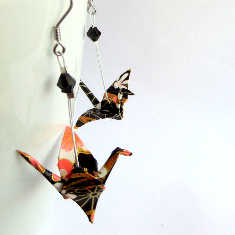 Černé stěstí - origami náušnice