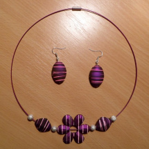 Set - náušnice a náhrdelník, fialový