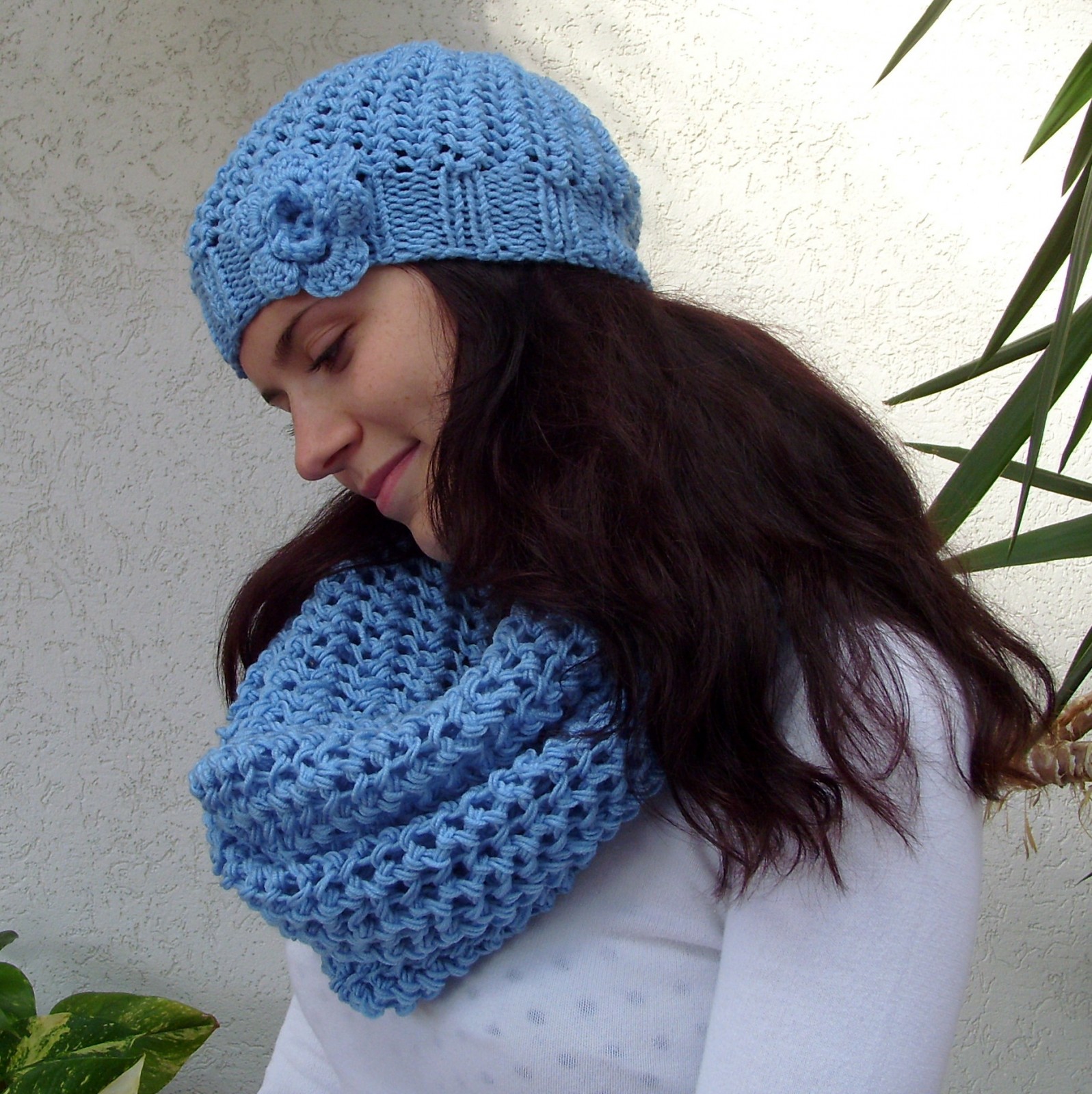 Nákrčník světle modrý