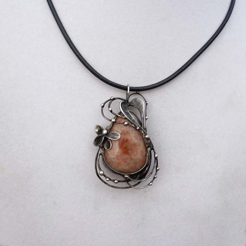 Zamilovaný motýl.....sluneční kámen