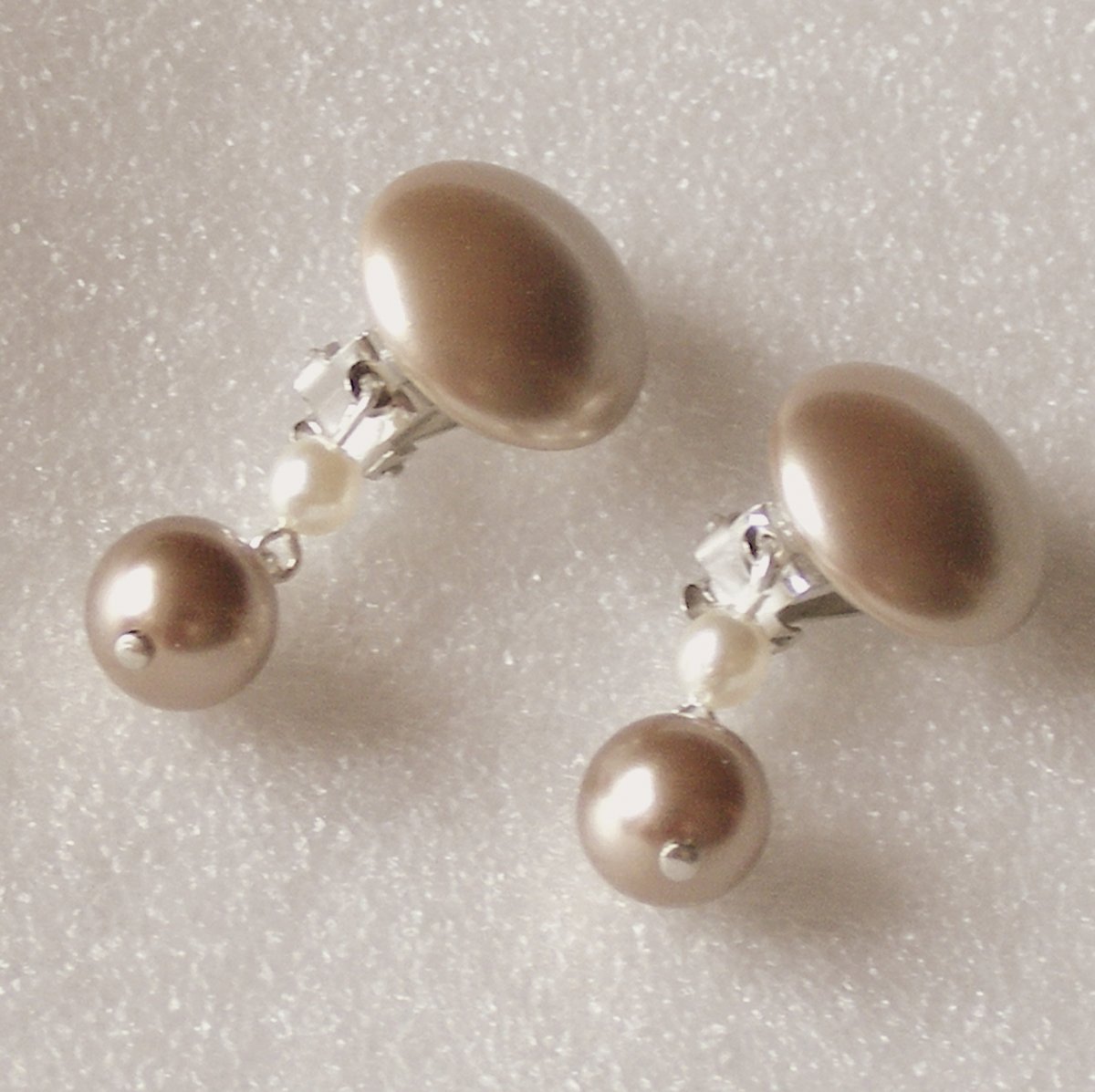 Klipsy Bílá káva visací