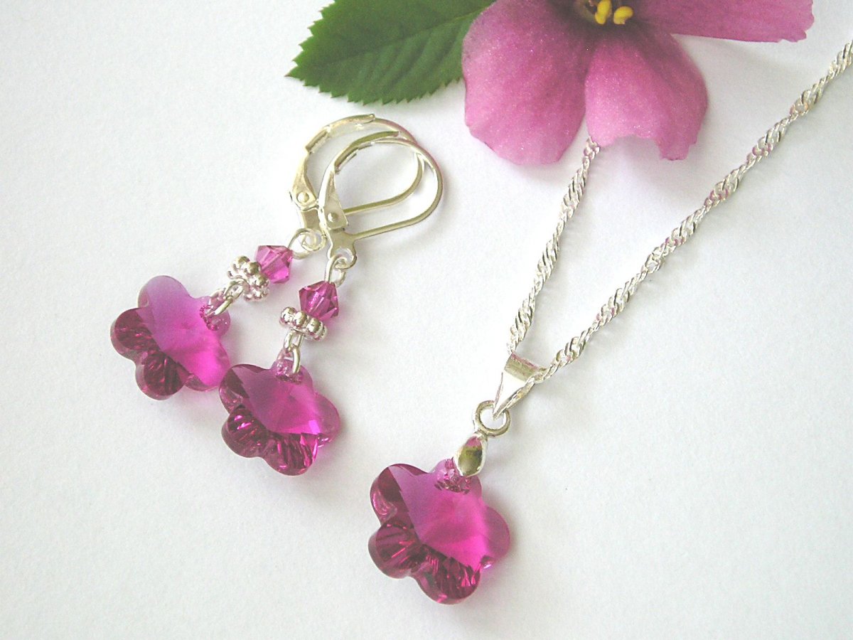 Swarovski Flower Fuchsia