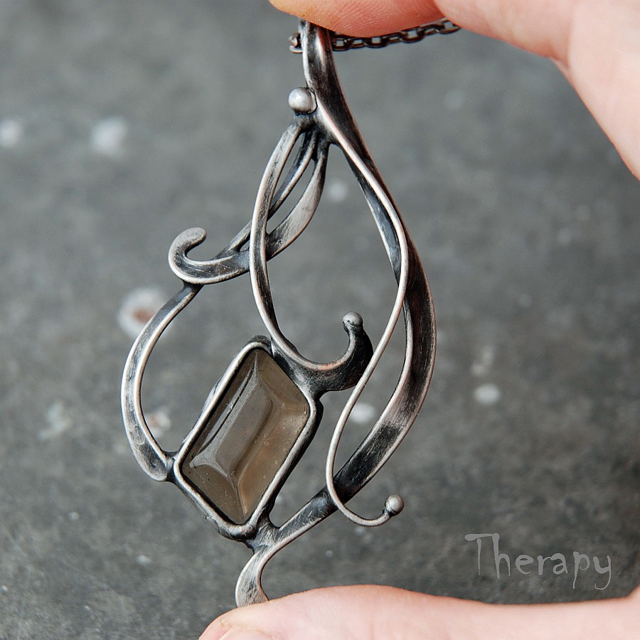 Ladnost skrytá mezi trny