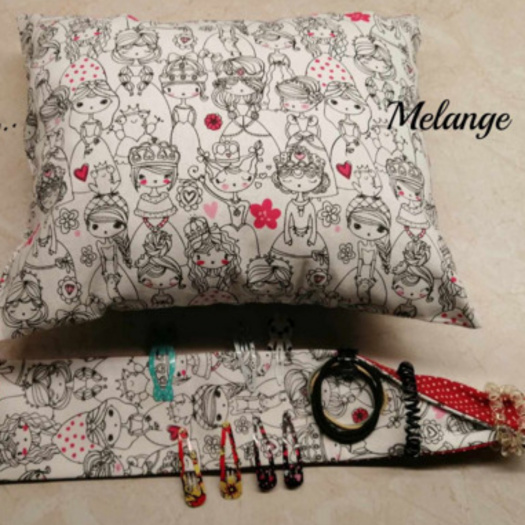 Polštářek k domalování pro holky!