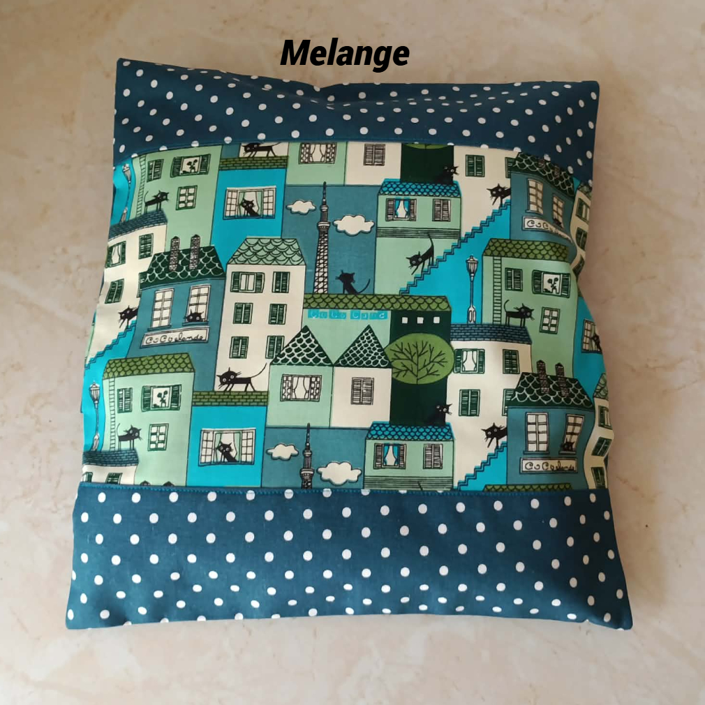    Domečkový plněný polštářek